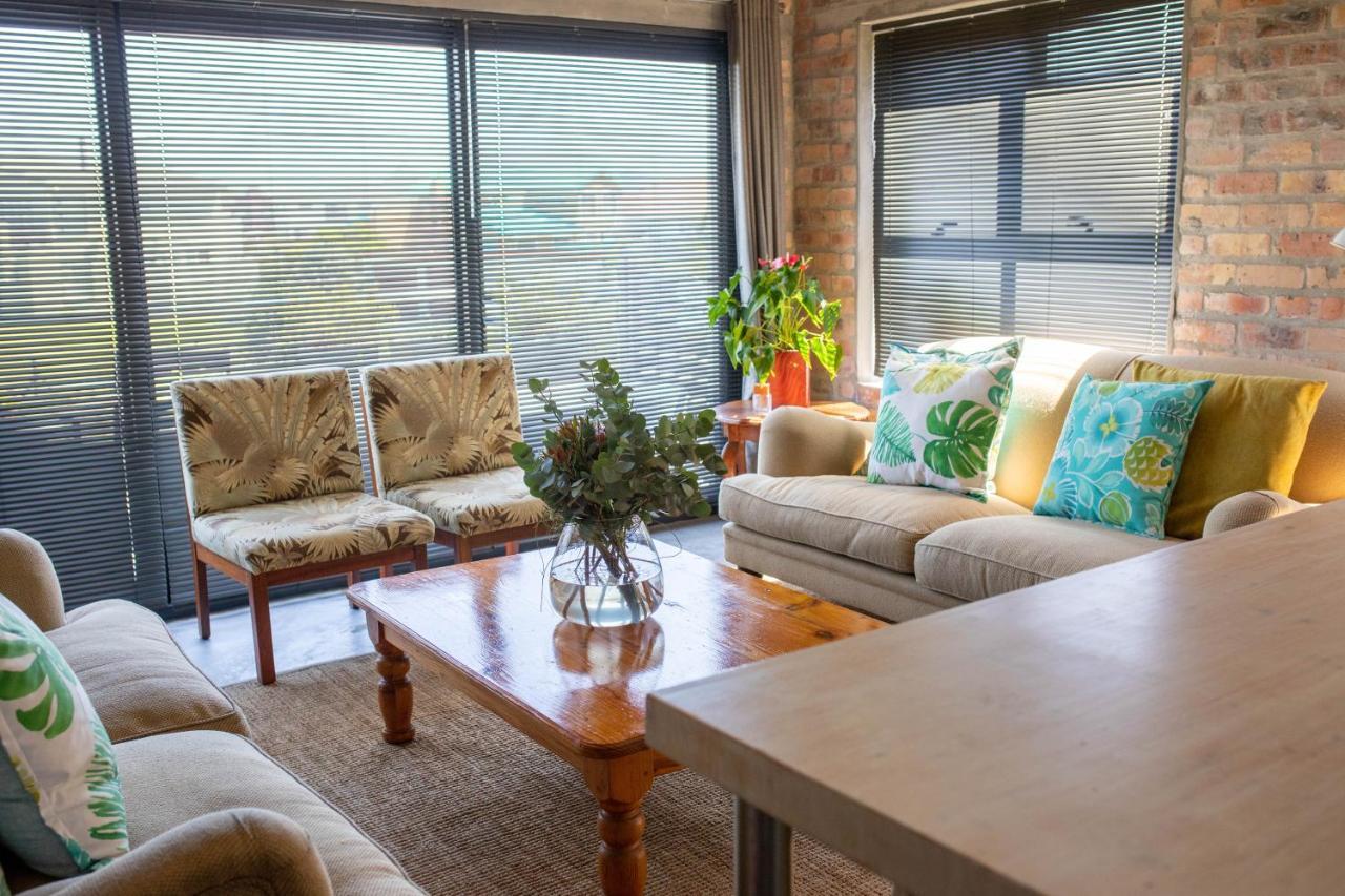 Stay At Friends Bettyʼs Bay Esterno foto