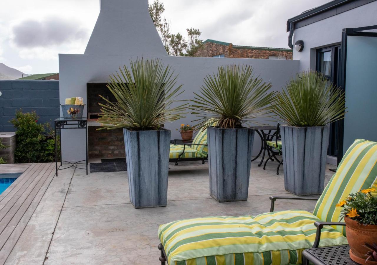 Stay At Friends Bettyʼs Bay Esterno foto