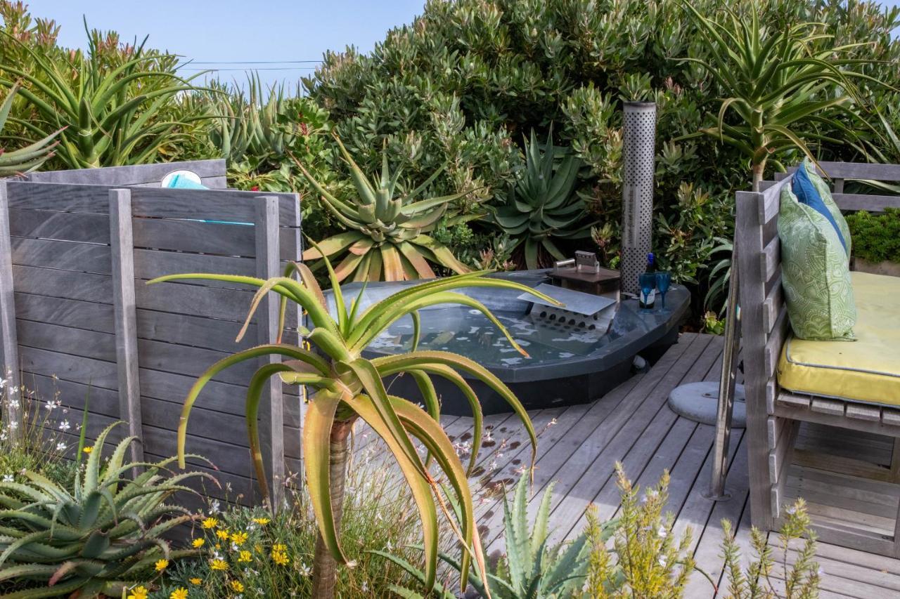 Stay At Friends Bettyʼs Bay Esterno foto