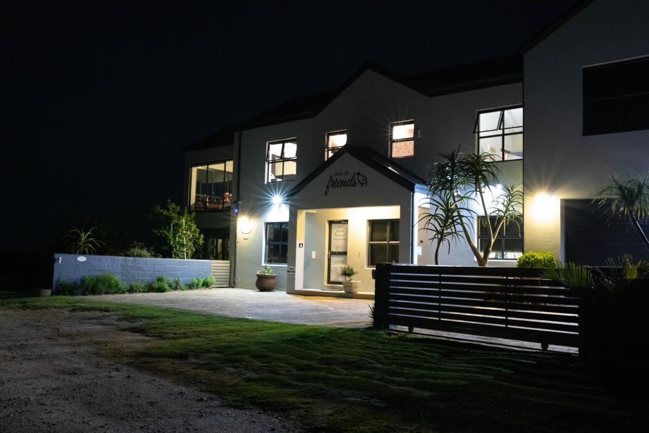 Stay At Friends Bettyʼs Bay Esterno foto