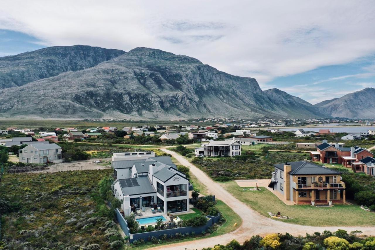 Stay At Friends Bettyʼs Bay Esterno foto